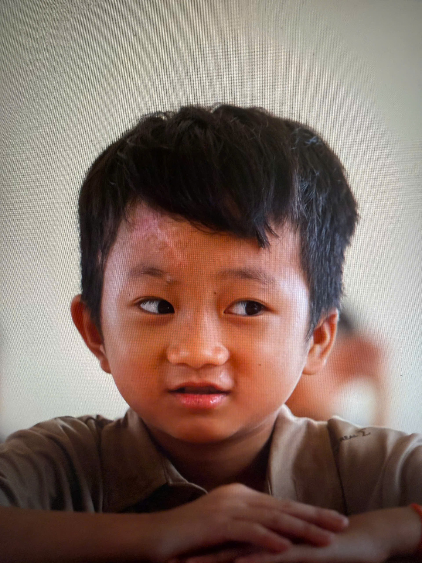 Bé Hoàng Gia Bảo, Làng Nủ.