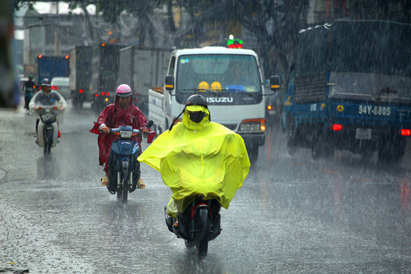 Thời tiết mưa to diễn ra vào chiều tối ở Nam Bộ.