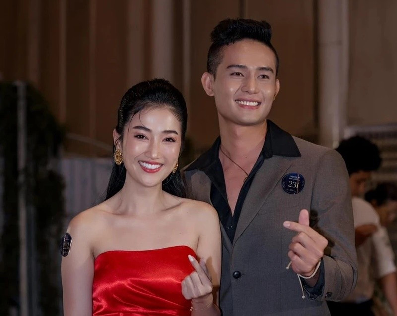 Nữ hoàng phim xưa chia sẻ bạn trai dù ít tuổi hơn cô nhưng trưởng thành, chững chạc, tính rất hiền lành, ít nói, chủ yếu thể hiện qua hành động. Ảnh: Znews.