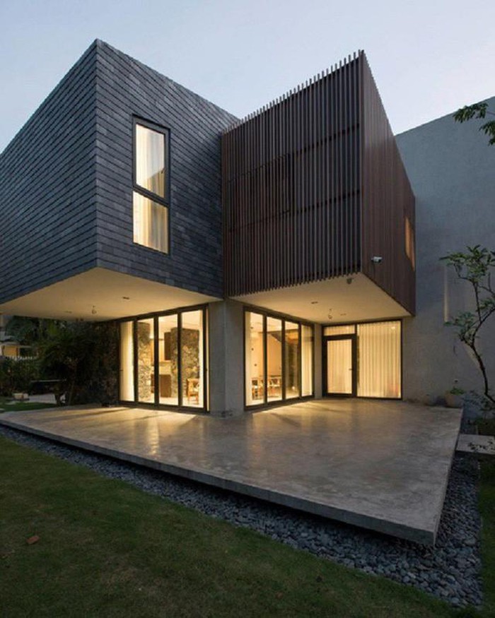 Trong đó, căn nhà của MC Long Vũ là căn biệt thự có thiết kế rất Tây. Ảnh: X1 Architect