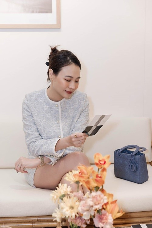 Phong cách amp;#34;giàu kín, sang ngầmamp;#34; của Đàm Thu Trang - 4