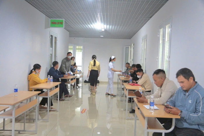 Máy hỏng, 255 bệnh nhân vẫn được kê khống tán sỏi