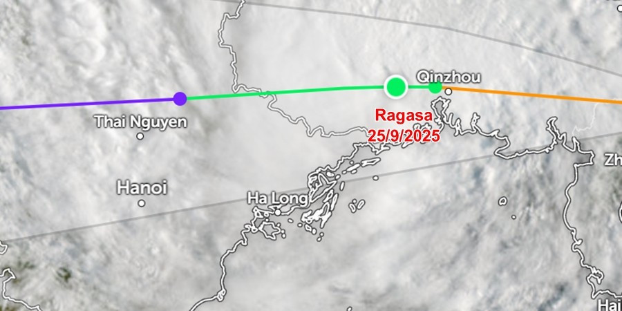 Vị trí hiện tại và đường đi dự báo của bão số 9 Ragasa, theo JTWC. Ảnh: Zoom Earth, JMA/ NOAA/ CIRA, Himawari, JTWC.