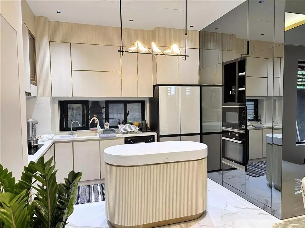 Bên trong biệt thự 200m2 của Thúy Diễm - Lương Thế Thành - 7