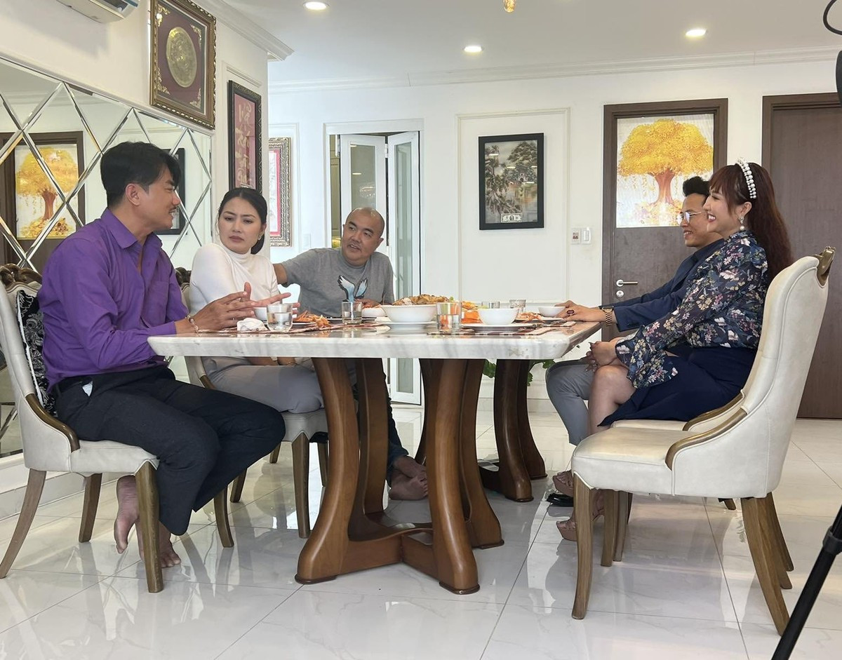 Bên trong căn hộ của Phi Thanh Vân trước khi lấy chồng lần 3 - 6