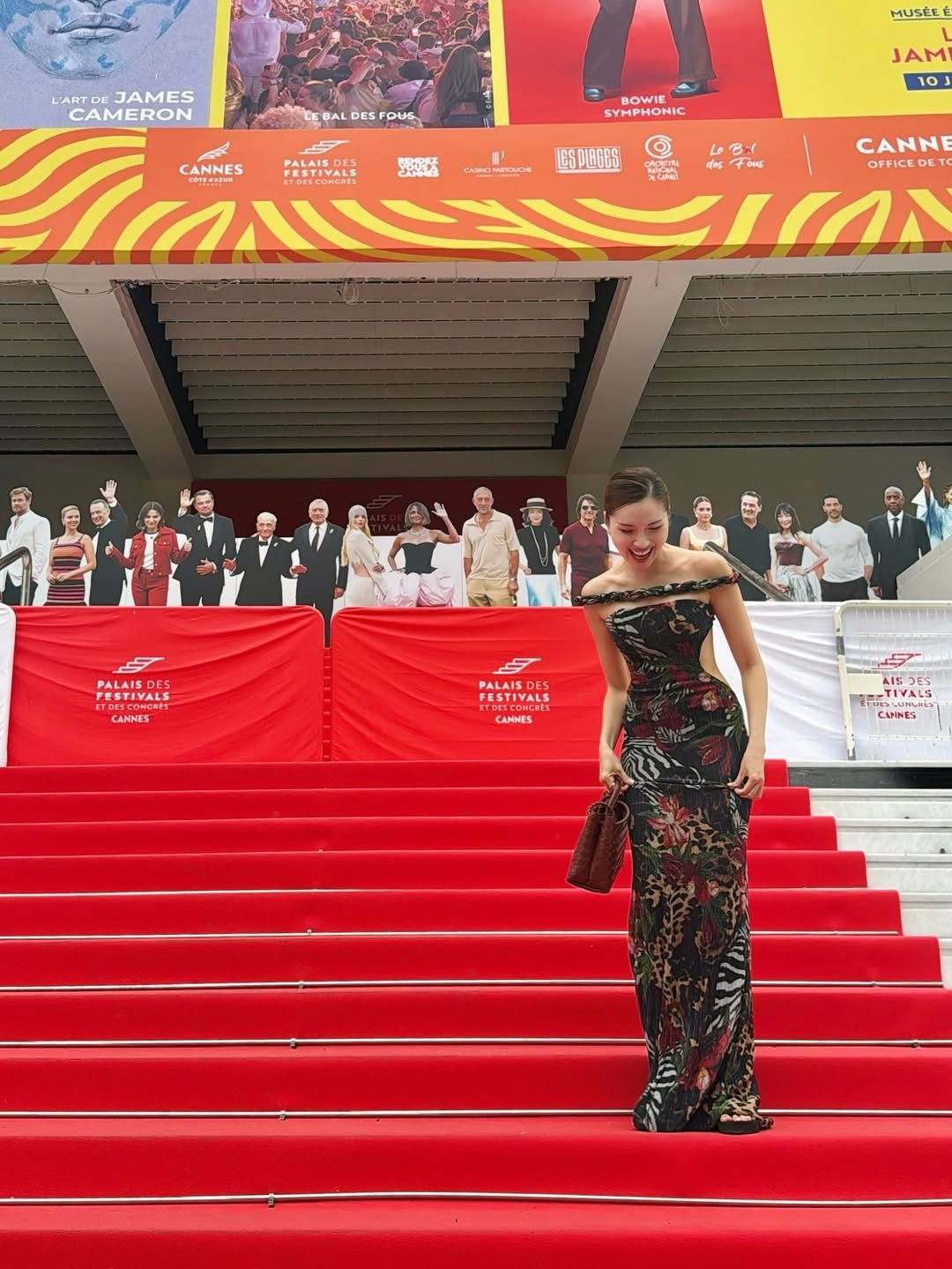 amp;#34;MC chân dàiamp;#34; Thanh Thanh Huyền đốt cháy ánh nhìn trên bờ biển Địa Trung Hải - 4