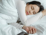 Sức khỏe - Thời điểm đi ngủ cực tốt cho tim: Hóa ra không phải trước 10 giờ tối như nhiều người nghĩ