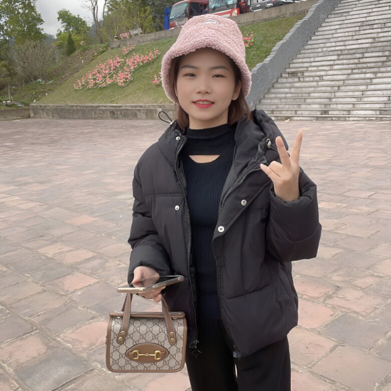 Mười bốn năm chạy thận, chị Hiền học được cách sống chung với bệnh và trân trọng từng giây phút còn được sống. (Ảnh NVCC).