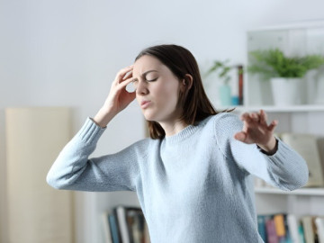 Nguy cơ đột quỵ trước tuổi 50 có thể xảy ra nếu thường xuyên xuất hiện dấu hiệu này, phụ nữ càng...