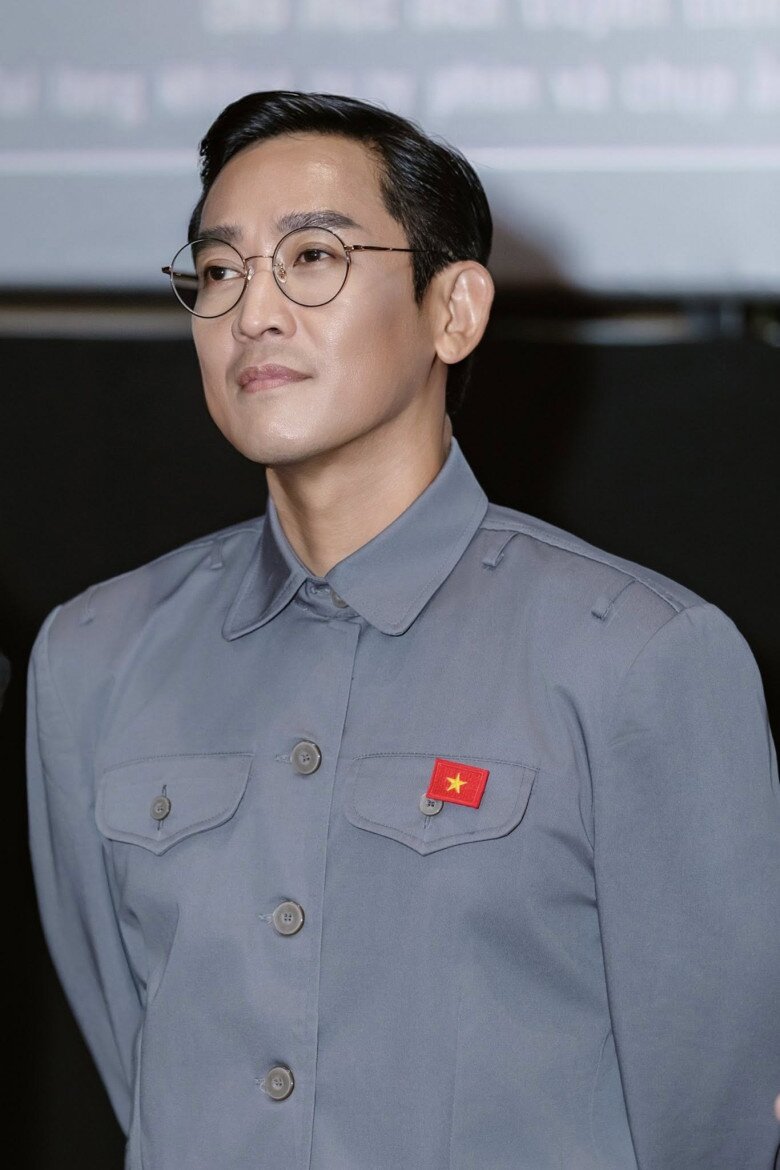 Thời gian như bỏ quên Hứa Vĩ Văn.