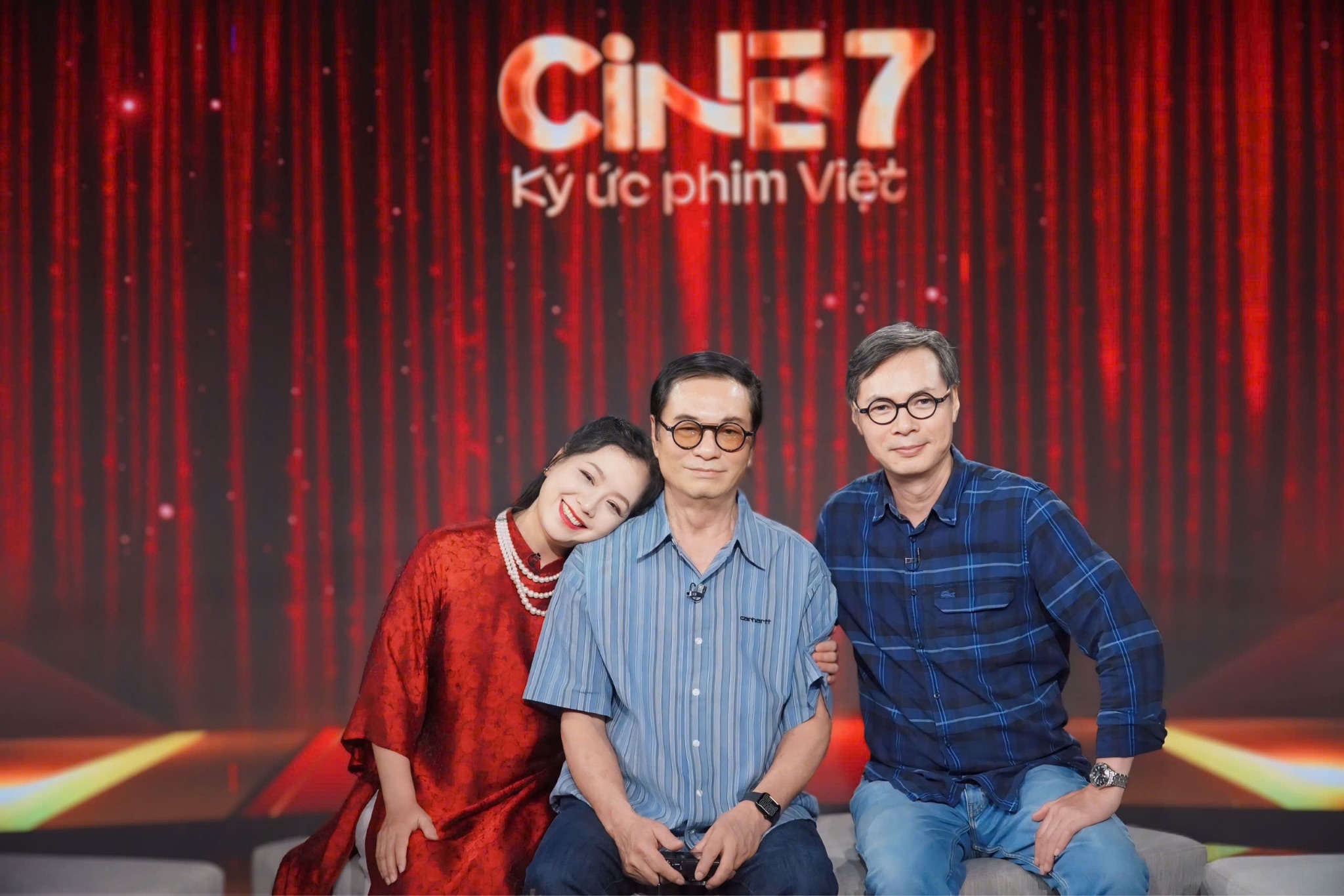 Đạo diễn Khải Hưng, NSND Trần Lực, NSƯT Chiều Xuân cùng hội ngộ sau 31 năm.