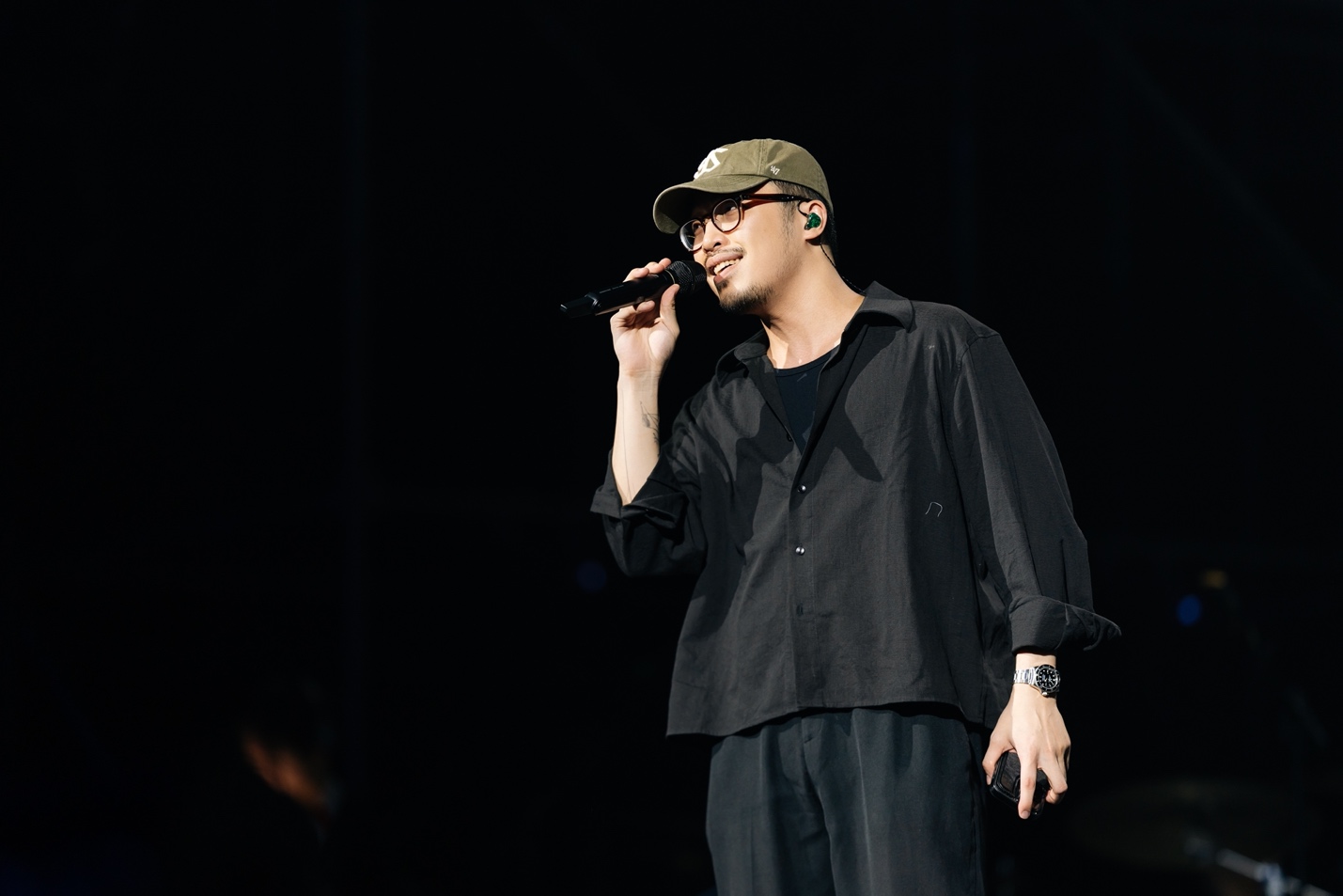 Hoàng Dũng và Đen, Vũ. tổng duyệt xuyên đêm cho concert amp;#34;Xoay trònamp;#34; tại Hà Nội  - 4