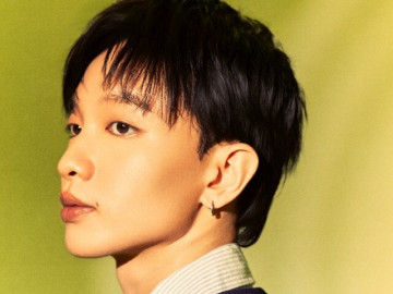 Hoàng Dũng cầu hôn bạn gái trong album Xoay tròn, gây xúc động khi nhắc lại quá khứ qua MV mới