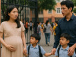 Vác bụng bầu đưa con nhập học, tôi chết lặng khi gặp chồng cũ ngay cổng trường