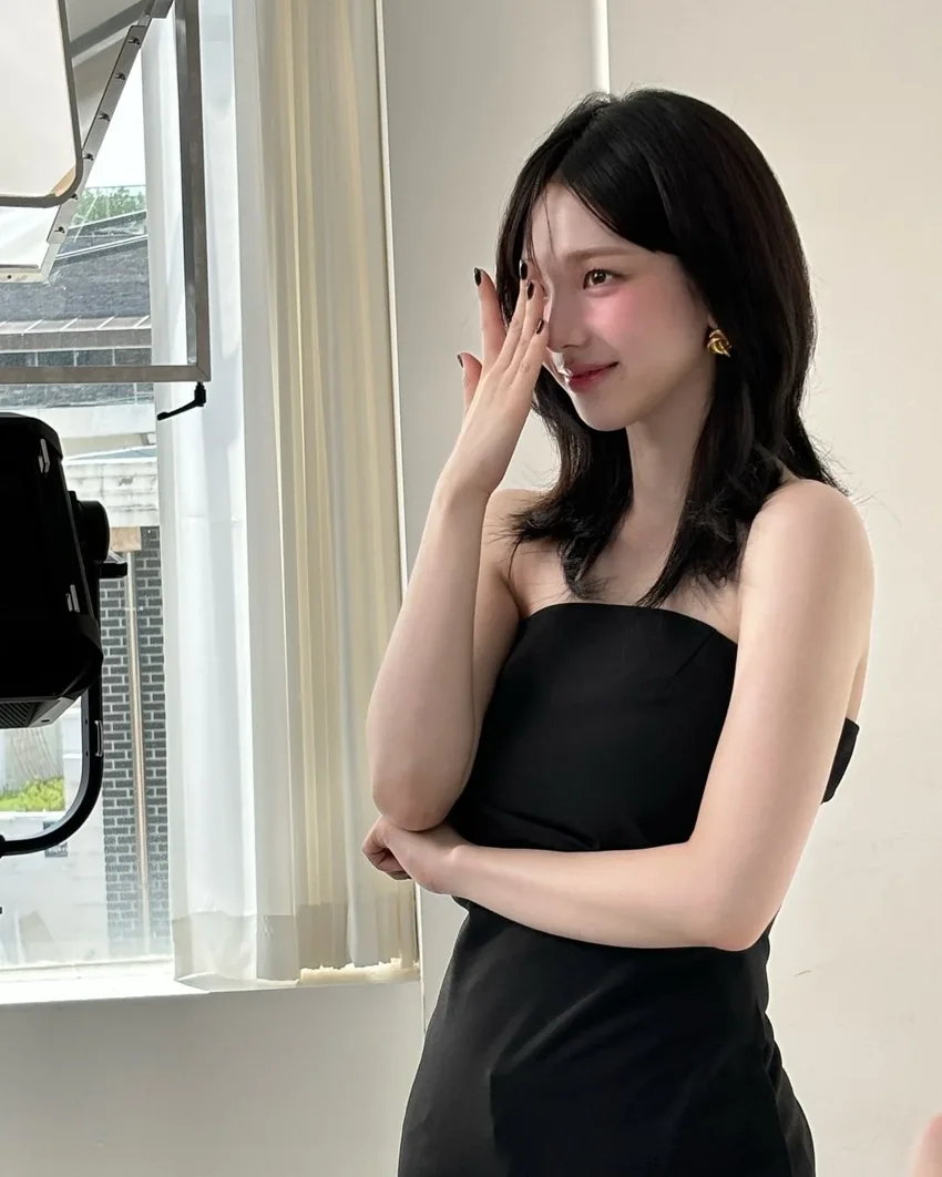 10 kiểu tóc hot nhất mùa Thu Đông 2025 dễ chăm lại khiến tóc trông dày, tôn ngũ quan hài hòa, nhìn là muốn cắt ngay - 7
