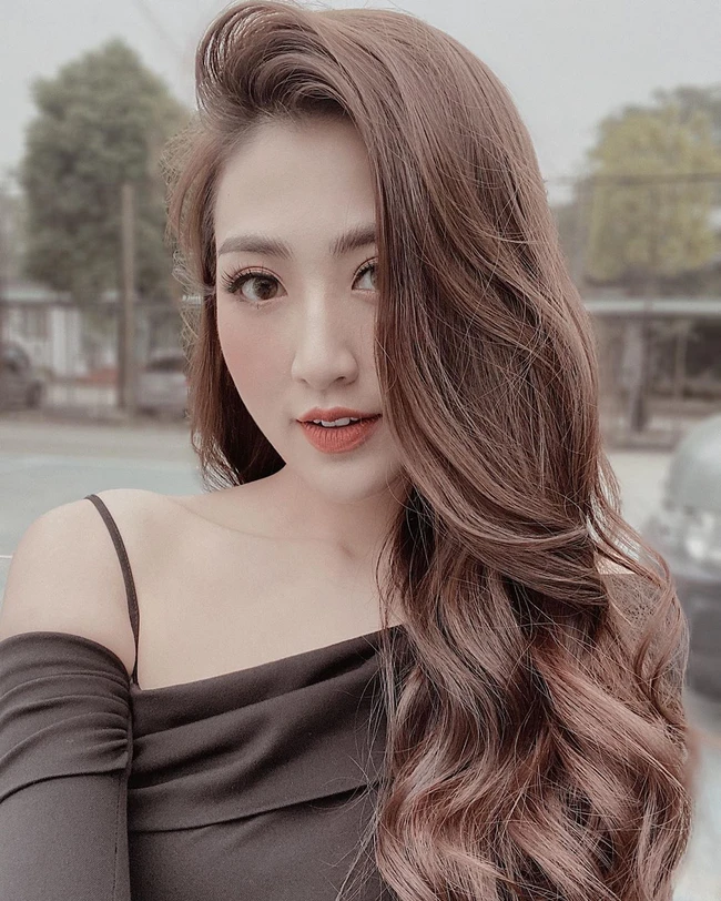 Gừng – nguyên liệu tưởng chừng đơn giản nhưng lại chính là “vũ khí bí mật” giúp bạn lấy lại suối tóc bồng bềnh, óng ả.