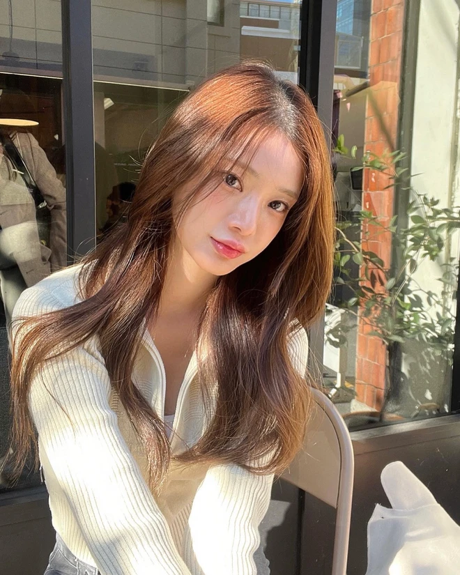 Tỏi còn được biết đến với khả năng kích thích mọc lông mày nếu sử dụng đều đặn – minh chứng cho hiệu quả nuôi dưỡng của loại gia vị tưởng chừng chỉ gắn liền với căn bếp.