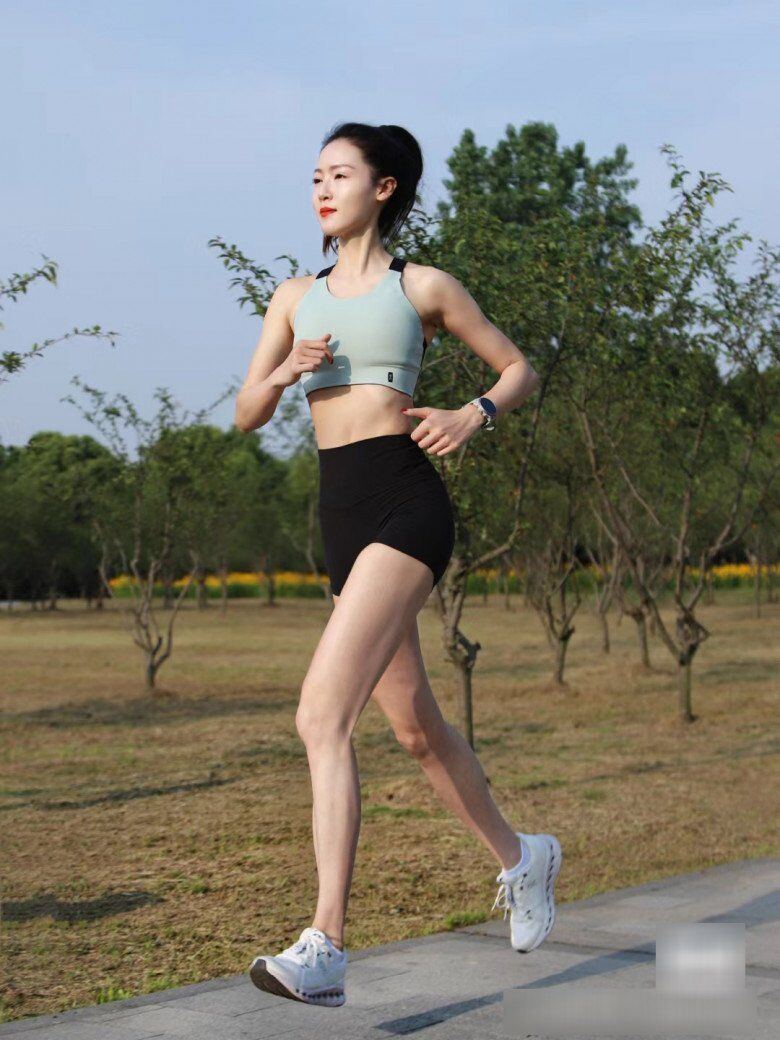 Chạy bộ chậm nhưng cũng phải đúng kỹ thuật mới có thể mang lại hiệu quả tốt.