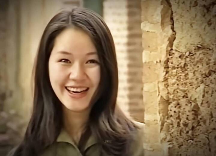 Trong phim Gió ngàn đưa chân, Mai Huê là cô hàng xóm mà Công Lý thầm thương.