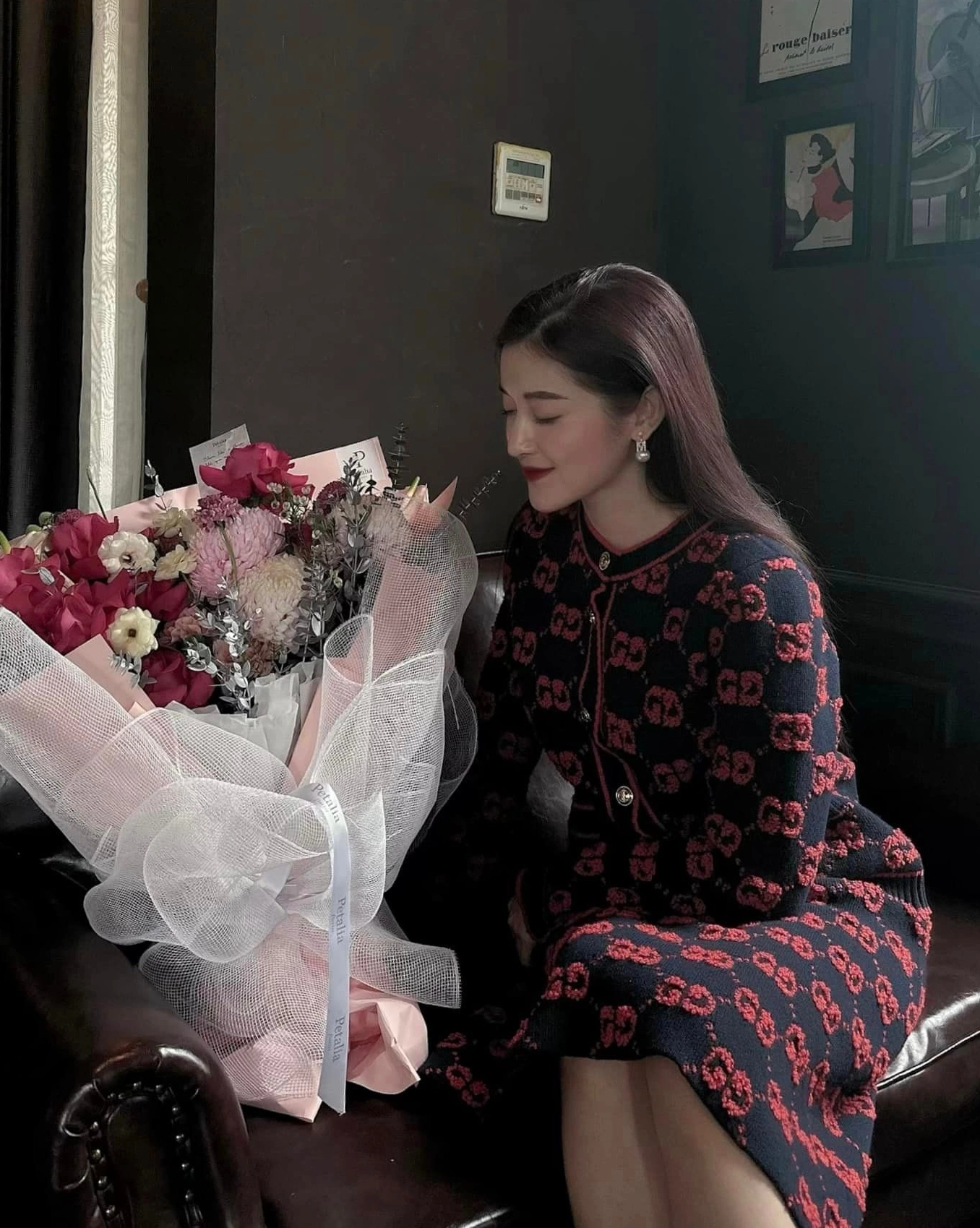 Mỹ nhân ngủ gật triệu like, từng được báo Trung khen là amp;#34;quốc bảo Việt Namamp;#34; có gu ăn mặc toát amp;#34;mùi tiềnamp;#34; - 16