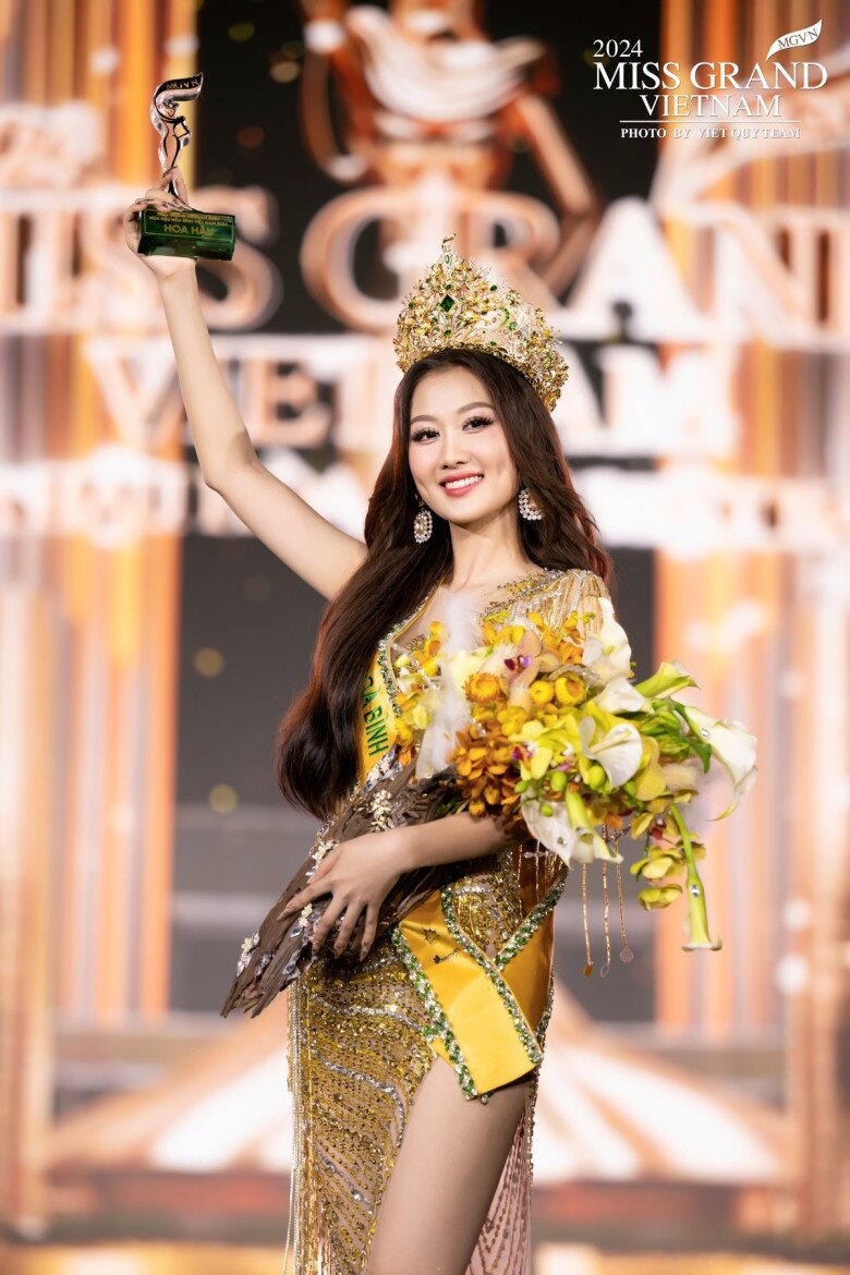  Võ Lê Quế Anh, sinh năm 2001 đến từ Quảng Nam (tên gọi trước khi sáp nhập) đăng quang Miss Grand International 2024.