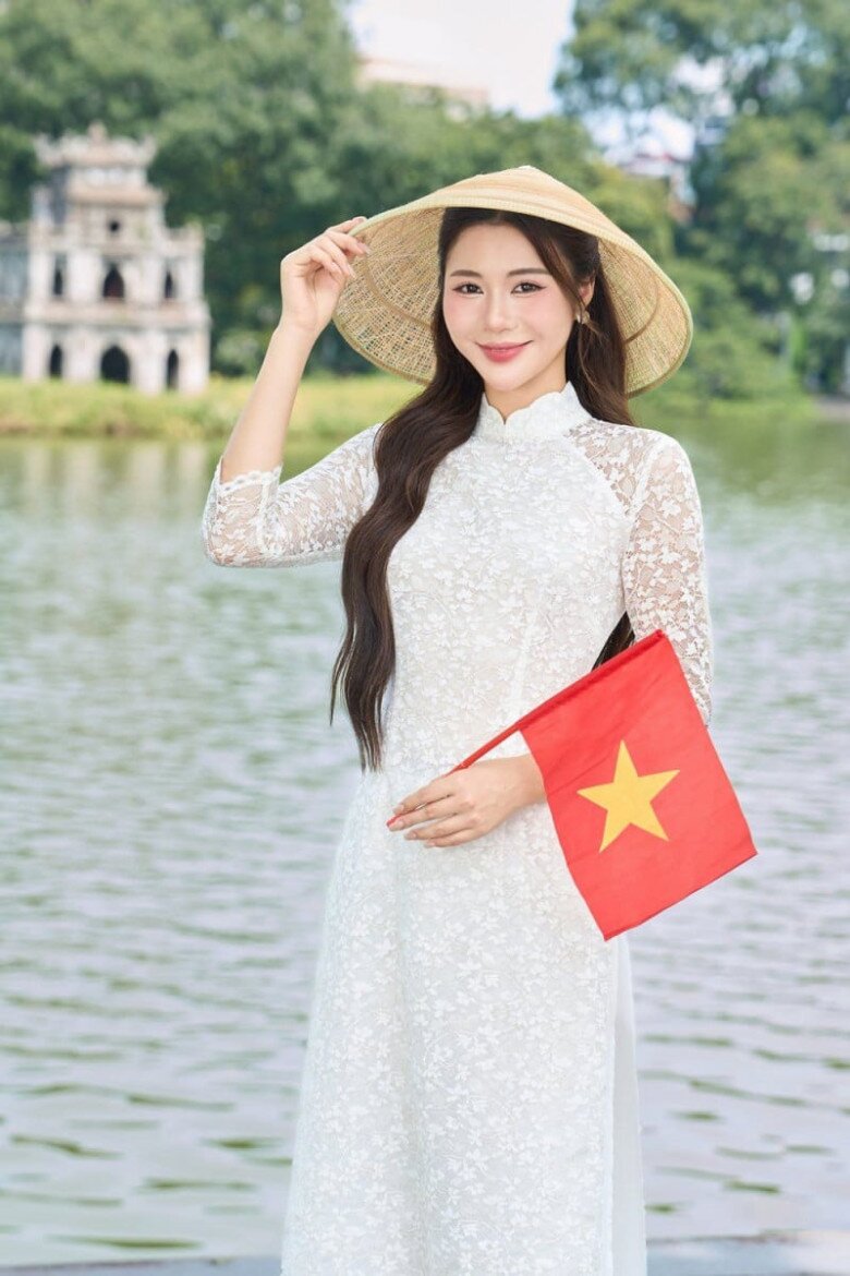 Những kiểu tóc đẹp để phối cùng áo dài khi chụp ảnh 2/9, tôn lên ngũ quan hài hòa lại giúp chị em amp;#34;hackamp;#34; tuổi - 3