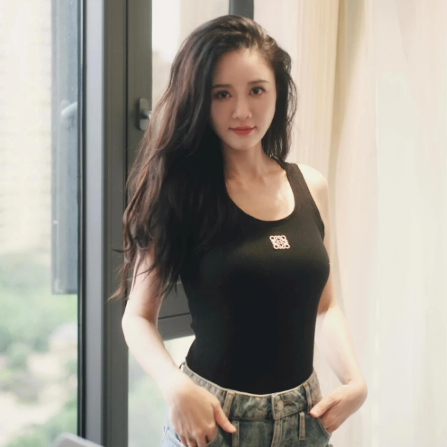 Cô cố gắng hạn chế tinh bột và chú trọng bổ sung chất xơ cùng protein nạc.