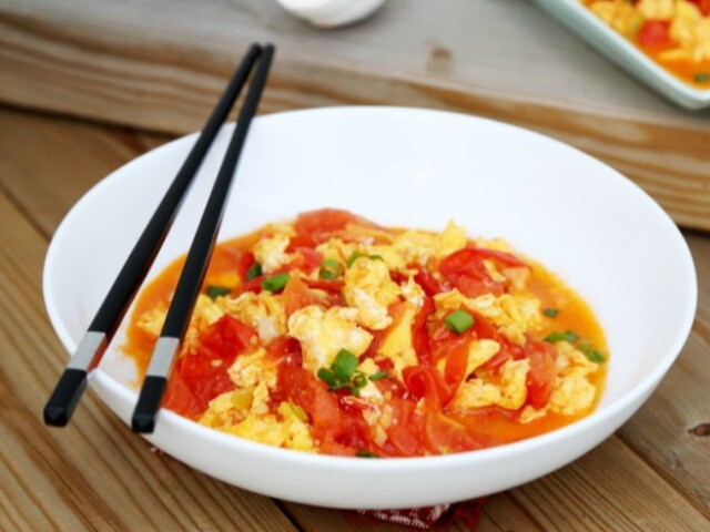 Làm trứng bác cà chua, nhớ đừng chiên trực tiếp trong chảo, dạy bạn mẹo nhà hàng, trứng ngon mềm khi ăn với cơm