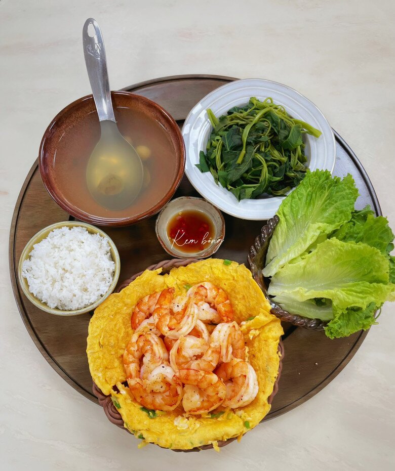 9X bầu bí thở thôi cũng mệt nhưng hễ động vào bếp là lại thấy khoẻ ngay, nhìn loạt mâm cơm chất lượng ai cũng khen hết lời - 10