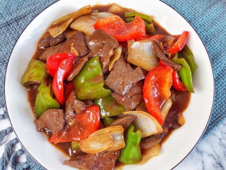 Bộ phận này của lợn vừa rẻ lại bổ, xào thế này mềm ngon, không tanh hay bị bở bột, cả nhà ăn không thừa một miếng - 10
