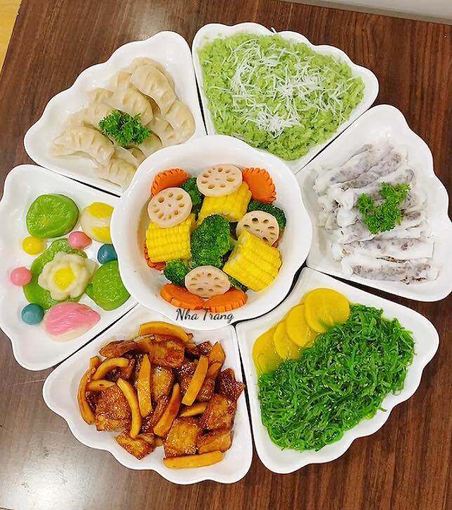 Một mâm cỗ chay cúng Rằm tháng 7 (Ảnh: Trần Nha Trang).