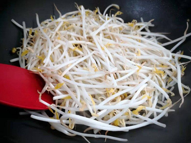 Hai rau này xào với nhau vừa dễ làm lại bổ gan, tráng dương, ăn mùa hè cũng thanh mát - 2
