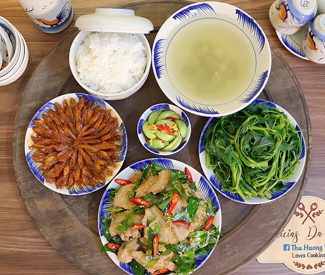 Cơm tối ngon không ai nỡ chối từ.