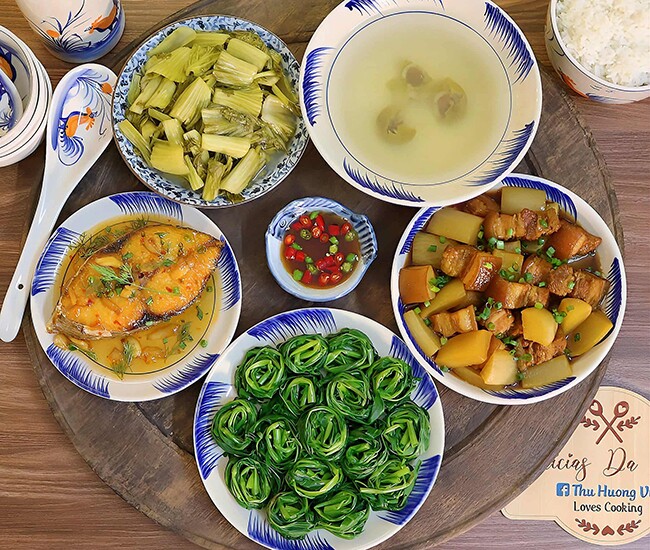 Bữa cơm ngon miệng, đậm đà.