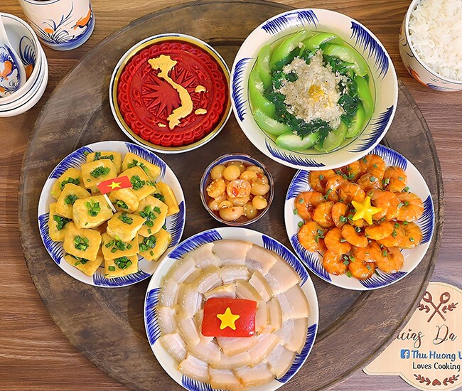 Cơm chiều ngon mát.