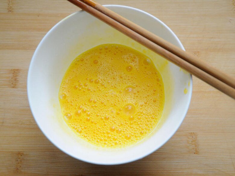 Không cần thịt, xào loại rau duy nhất giàu vitamin D với trứng vừa ngon lại bổ hơn nhiều lần - 2