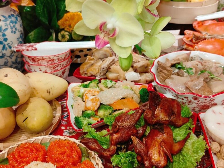Mẹ đảm dậy từ 5 giờ sáng làm mâm cỗ cúng Rằm tháng 7, 4 tiếng sau thành phẩm đẹp hoa mắt, ý nghĩa - 6