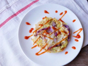 Bắp cải không chỉ để xào hay luộc, đem làm món ăn sáng lại quá ngon, cả nhà cứ đòi ăn nữa