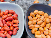 Bếp Eva - Mua lạc nên chọn hạt đỏ hay trắng? Biết sự thật bạn sẽ chẳng còn mua nhầm nữa