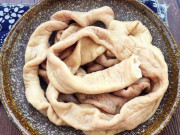 Luộc ngô chỉ cho mỗi nước thật thiếu sót, thêm 2 thứ nữa ngô mềm dẻo, ngon ngọt, thơm hơn ngoài hàng