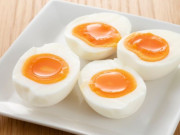 Bếp Eva - Cách luộc trứng lòng đào dẻo thơm, béo ngậy dễ làm ai cũng thực hiện được chỉ với tuyệt chiêu này