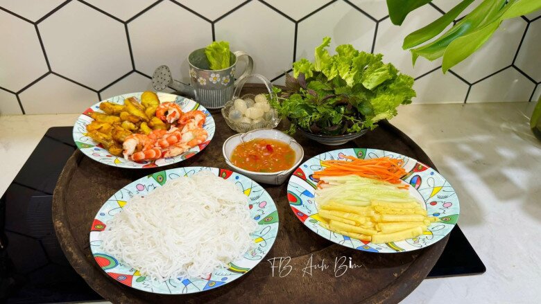 Nàng dâu số hưởng, thường được mẹ chồng gửi đồ cho, khoe hơn 20 mâm cơm đậm vị nhà nhìn mà thèm - 7