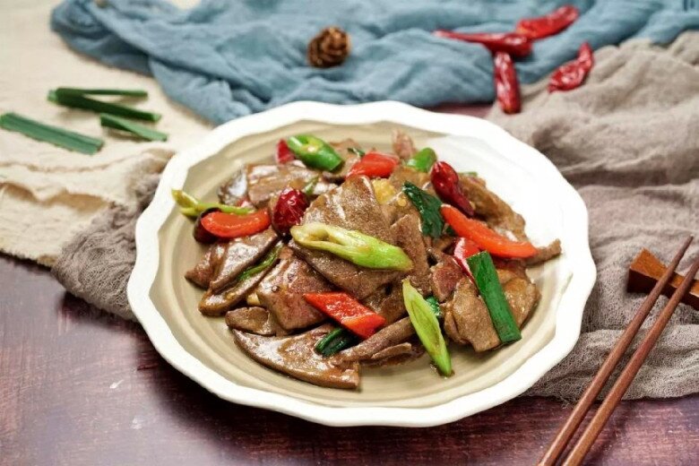 Thứ này chỉ khoảng 60.000đ/kg, dinh dưỡng gấp 10 lần thịt lợn, tiếc là nhiều người không hiểu, đem xào cực ngon - 1