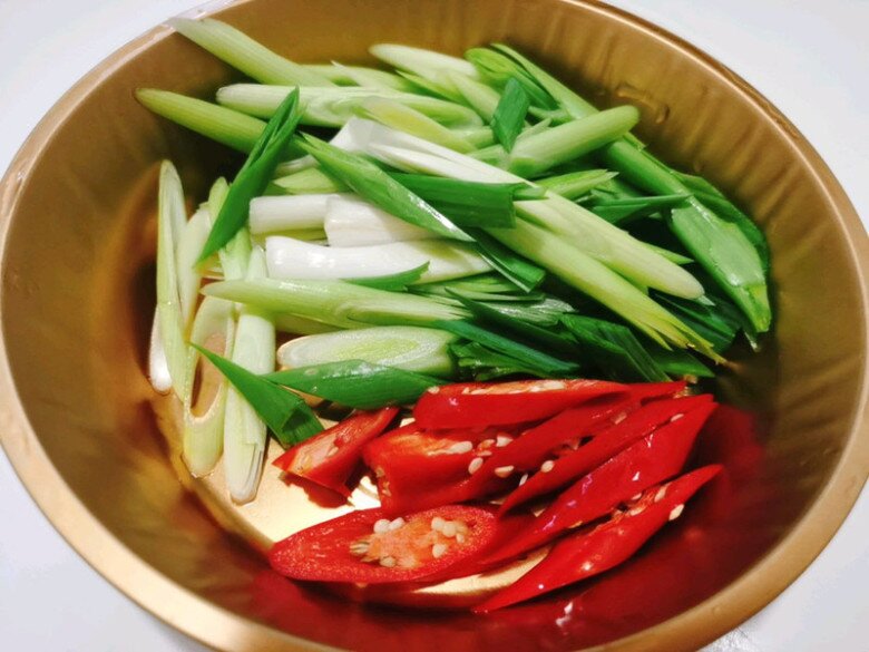 Thứ này chỉ khoảng 60.000đ/kg, dinh dưỡng gấp 10 lần thịt lợn, tiếc là nhiều người không hiểu, đem xào cực ngon - 3
