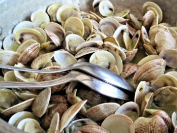 Nấu hải sản hay bị tanh, đầu bếp chuyên nghiệp mách làm 5 điều này, chế biến loại nào cũng thơm phức