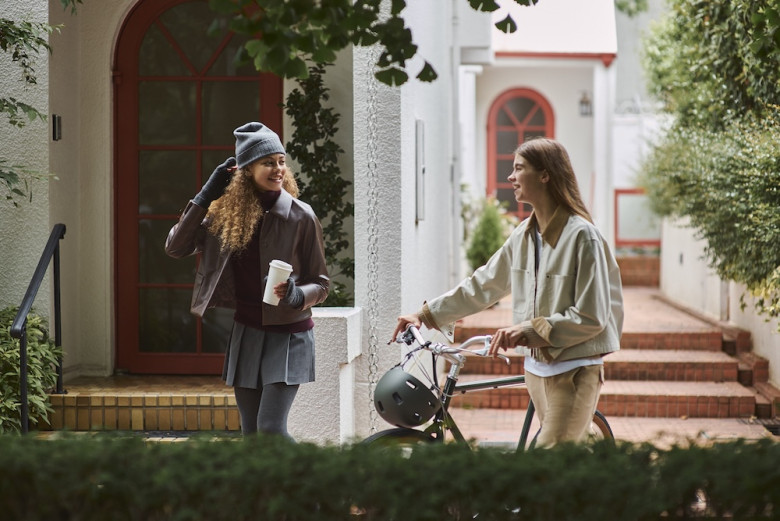 Uniqlo vừa ra mắt bst mùa mới và đây là những item đầu tiên lọt mắt xanh dàn kol mặc đẹp - 2