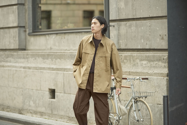 Uniqlo vừa ra mắt bst mùa mới và đây là những item đầu tiên lọt mắt xanh dàn kol mặc đẹp - 1