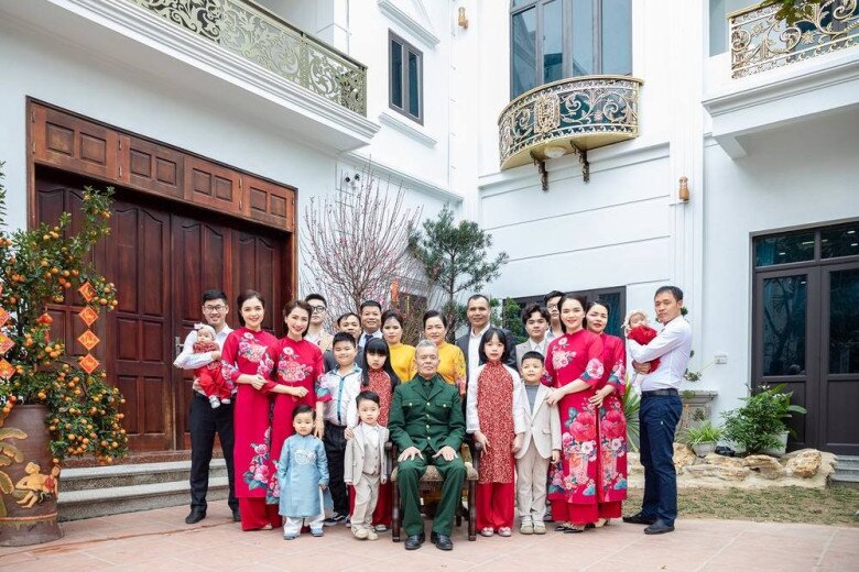 Cơ ngơi của 3 nữ ca sĩ vinh dự hát tại Đại lễ A80: Người ở nơi như biệt phủ, người xây nhà amp;#34;to đùngamp;#34; ở quê - 12