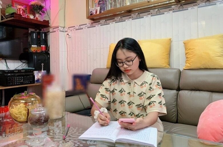 Cơ ngơi của 3 nữ ca sĩ vinh dự hát tại Đại lễ A80: Người ở nơi như biệt phủ, người xây nhà amp;#34;to đùngamp;#34; ở quê - 25