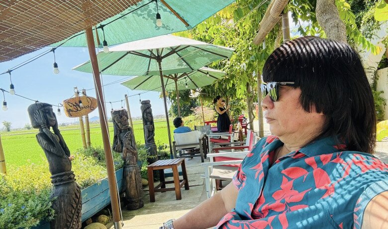 Nam họa sĩ là người đứng đàng sau bối cảnh nhiều bộ phim nổi tiếng.